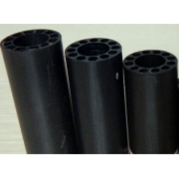 Plastic core for thermal roll